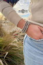 Load image into Gallery viewer, Pearl Desert Bracelet