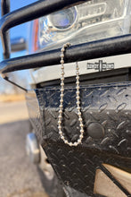 Load image into Gallery viewer, Western Pearl Necklaces