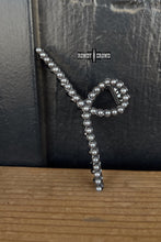 Load image into Gallery viewer, Pecos Pearl Hair Clip