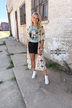 Load image into Gallery viewer, Broken Bow Duster