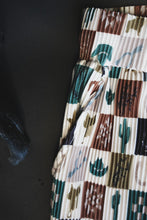 Load image into Gallery viewer, WESTERN ICON PLISSE JOGGERS
