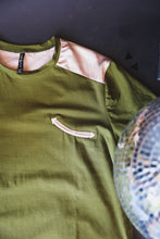 Load image into Gallery viewer, DOLLY APPROVED *VERDE
