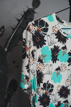 Load image into Gallery viewer, KICK OFF
