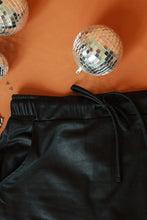 Load image into Gallery viewer, SKORTY SPICE* TUXEDO
