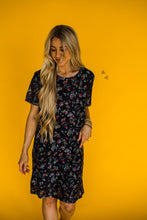 Load image into Gallery viewer, WESTERN WINK [M-L ONLY]

