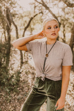 Load image into Gallery viewer, THE BASIC TOP* TAN
