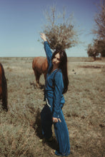 Load image into Gallery viewer, PONY UP PLISSE PANT * TEAL
