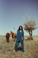 Load image into Gallery viewer, PONY UP PLISSE PANT * TEAL
