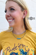Load image into Gallery viewer, Follow Your Arrow Earrings
