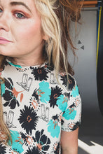 Load image into Gallery viewer, KICK OFF
