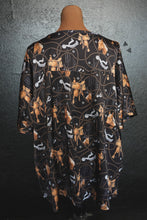 Load image into Gallery viewer, PALOMINO PRINTS
