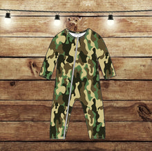 Load image into Gallery viewer, Zip-Up Romper Green Camo
