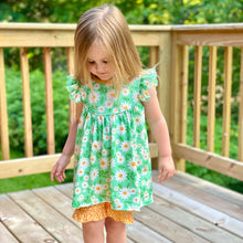 Load image into Gallery viewer, Mint Daisy Printed Flutter Sleeve Tunic &amp; Short Set

