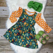 Load image into Gallery viewer, Green &amp; Orange Fall Leaves Print Long Sleeve Dress

