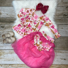 Load image into Gallery viewer, Holiday Magic Mouse Pink &amp; Gold Peplum with Tulle Bummie Set
