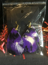 Load image into Gallery viewer, Purpley Earrings
