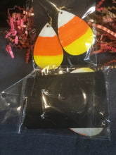 Load image into Gallery viewer, Corny Earrings
