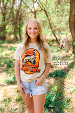 Load image into Gallery viewer, Gettin&#39; Western Tee
