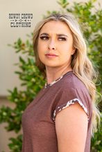 Load image into Gallery viewer, MOO-ve &amp; Groove Top
