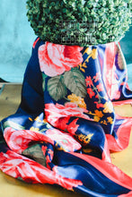 Load image into Gallery viewer, Rosa Wild Rag
