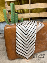 Load image into Gallery viewer, Diamondback Wild Rags
