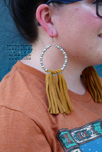 Load image into Gallery viewer, Freer Fringe Earrings
