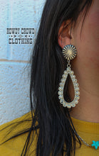 Load image into Gallery viewer, Dripping Springs Earrings
