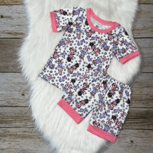 Load image into Gallery viewer, Mouse &amp; Duck BFF Short Sleeve Loungewear Set
