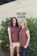 Load image into Gallery viewer, MOO-ve &amp; Groove Top
