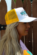 Load image into Gallery viewer, Gettin&#39; Western Cap
