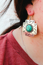 Load image into Gallery viewer, Swift Creek Earrings
