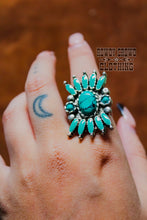 Load image into Gallery viewer, Sunburst Scarf Slide/ Ring
