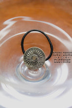 Load image into Gallery viewer, Prescott Ponytail Holder
