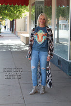 Load image into Gallery viewer, Penelope Tee
