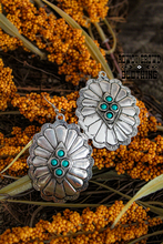 Load image into Gallery viewer, Colleyville Concho Earrings
