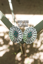 Load image into Gallery viewer, Colleyville Concho Earrings
