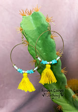 Load image into Gallery viewer, Daisy Mae Earrings
