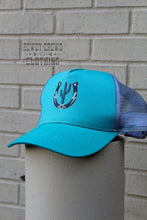 Load image into Gallery viewer, Lady Luck Cap
