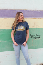 Load image into Gallery viewer, Hats Off Tee
