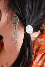 Load image into Gallery viewer, Portland Ponytail Holder
