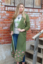 Load image into Gallery viewer, Botanical Garden Duster
