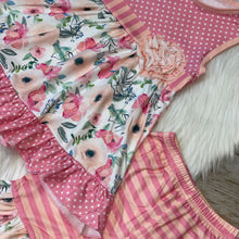Load image into Gallery viewer, Pink Polka Dot and Cream Floral Tunic and Short Set
