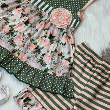 Load image into Gallery viewer, Green Polka Dot and Cream Floral Tunic and Short Set
