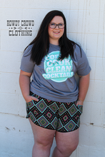 Load image into Gallery viewer, Danbury Diamond Shorts
